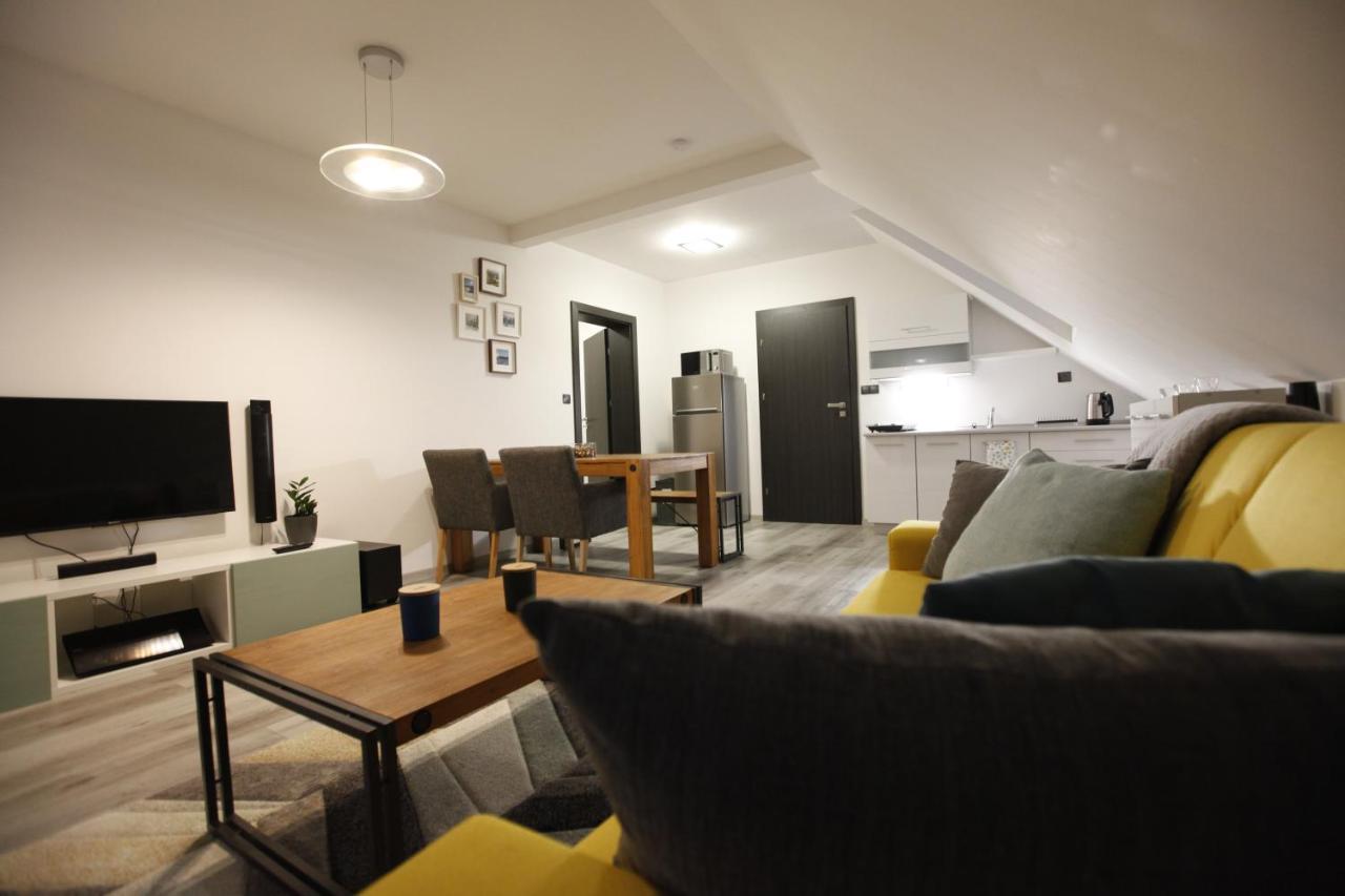 Apartman Peklo Врхлабі Екстер'єр фото