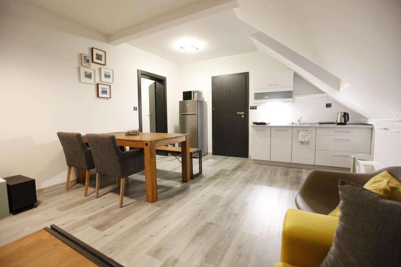 Apartman Peklo Врхлабі Екстер'єр фото